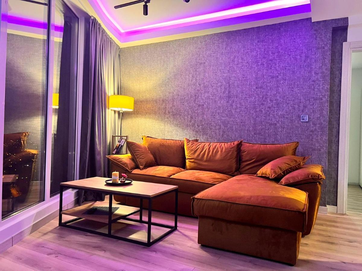Alfred Sky Smart Apartment 29Th Spa Included Szkopje Kültér fotó