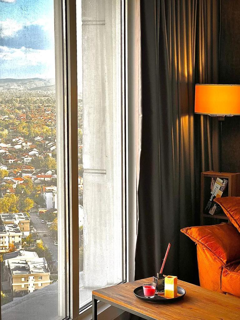 Alfred Sky Smart Apartment 29Th Spa Included Szkopje Kültér fotó